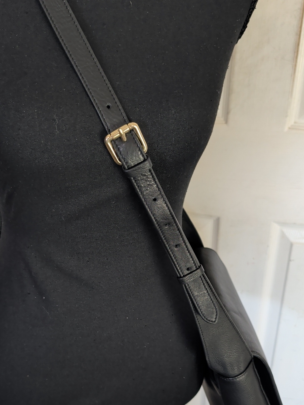 Radley London Flapover Crossbody Bag Pebbled Leather Black Long Strap - Picture 13 of 16